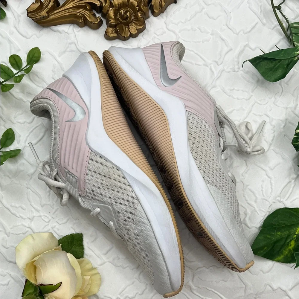 Nike Trainers Pink and White Sneakers